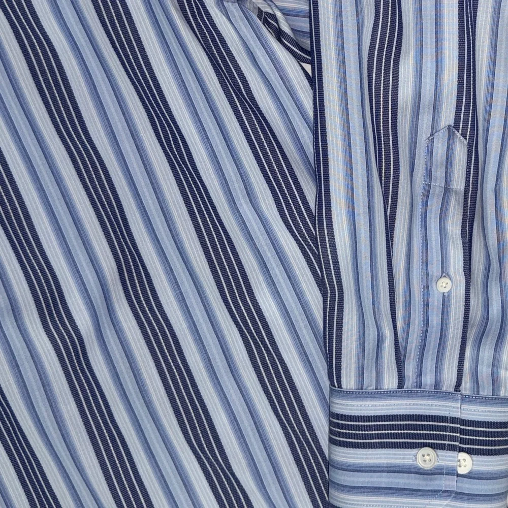 Banana Republic Men’s XL Button-Down Shirt Blue Stripe Long Sleeve Classic Fit